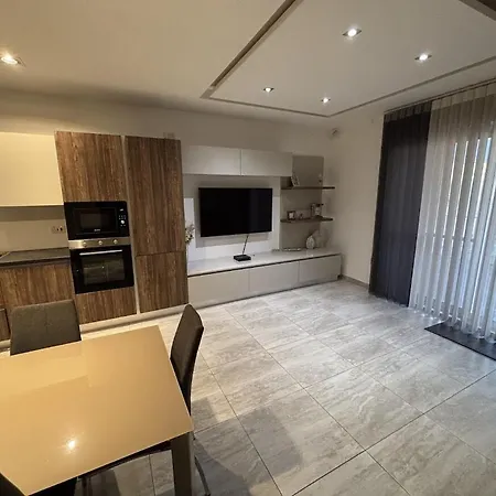 Apartament Tarxien Penthouse 13 *