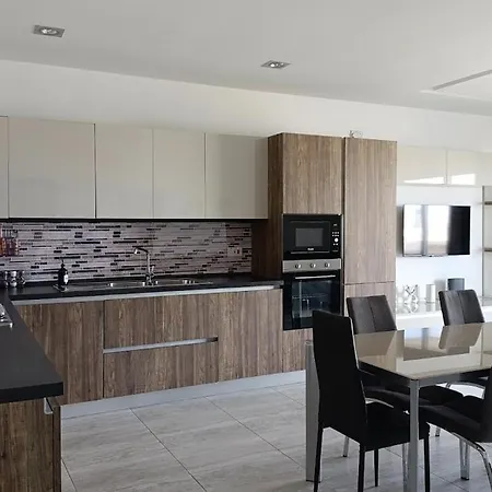 Tarxien Penthouse 13